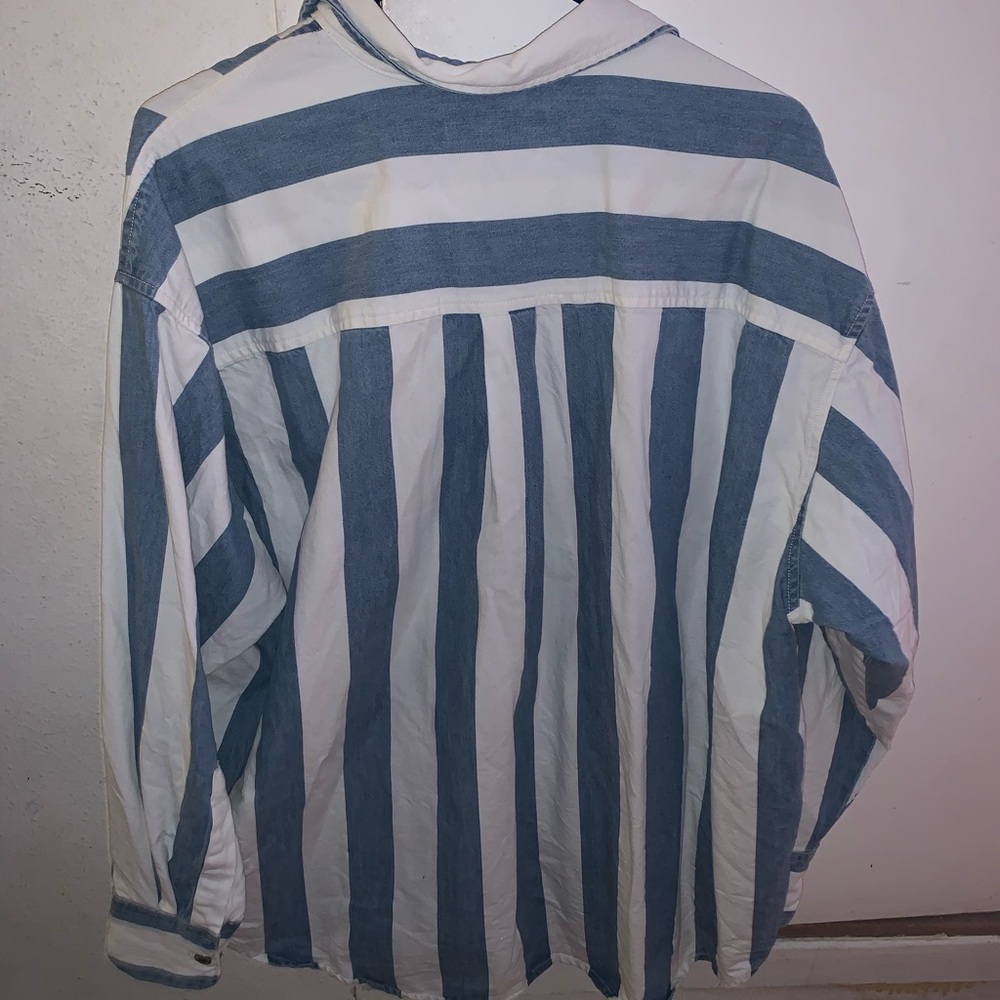 Levis Silvertab Button Down Oversized Top - image 3